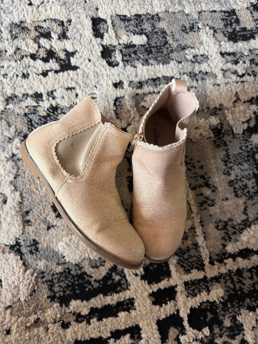 Girls sparkle boots Size 4
